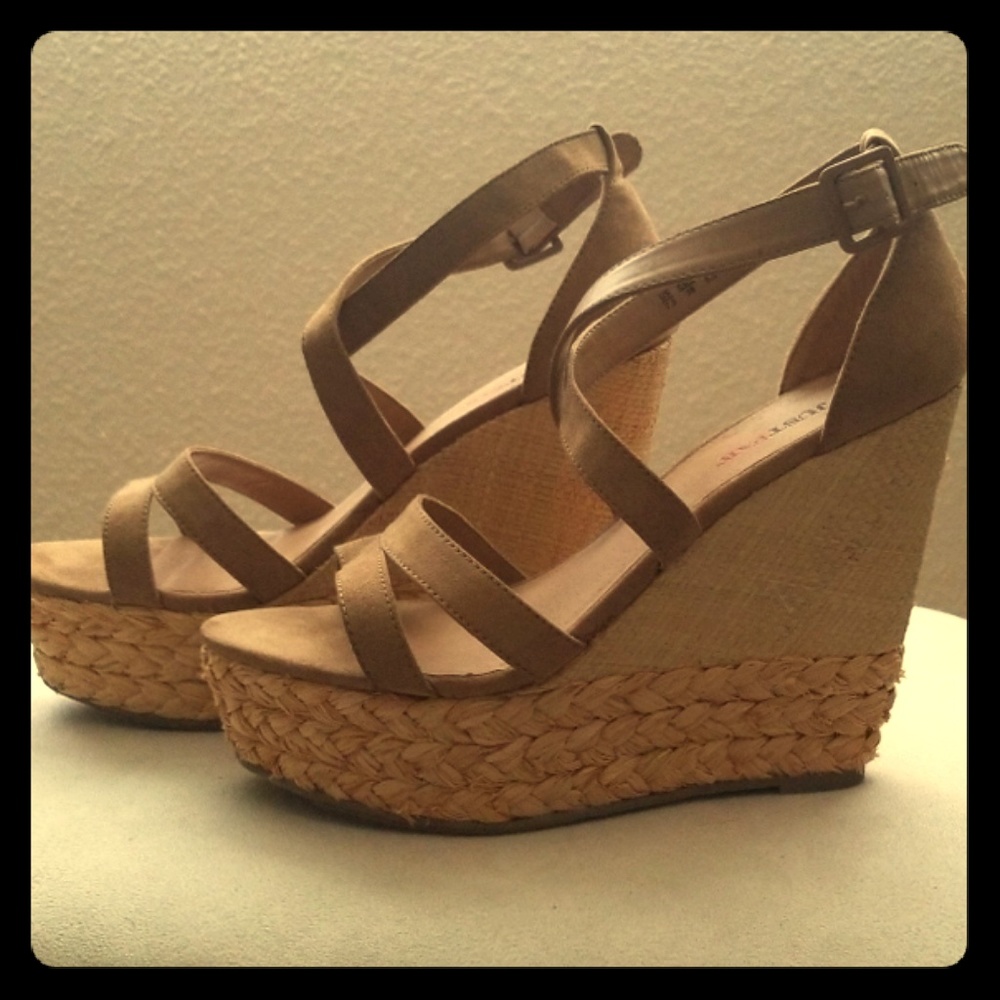 Tan and straw strappy wedges